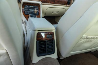 1995 Jaguar XJ6 4.0 Sovereign &ldquo;XJ300&rdquo;