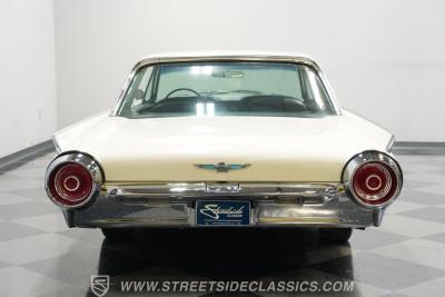 1962 Ford Thunderbird