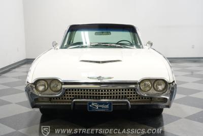 1962 Ford Thunderbird