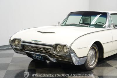 1962 Ford Thunderbird