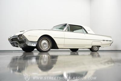 1962 Ford Thunderbird
