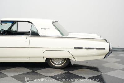 1962 Ford Thunderbird