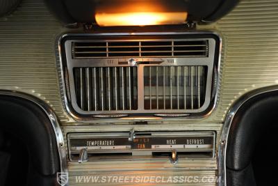 1962 Ford Thunderbird