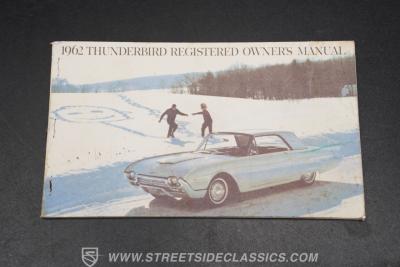 1962 Ford Thunderbird