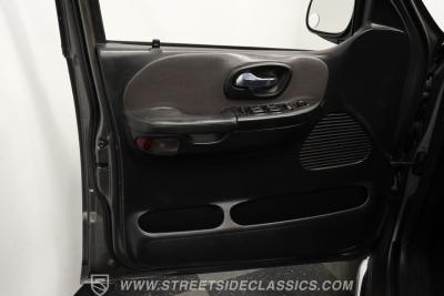 2002 Ford F-150 Harley Davidson