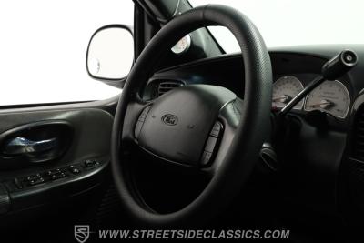 2002 Ford F-150 Harley Davidson