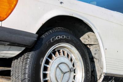 1982 Mercedes - Benz 380SL Roadster