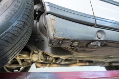 1986 Mercedes - Benz 200-serie