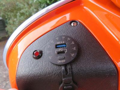 2004 PIAGGIO VESPA GT200L