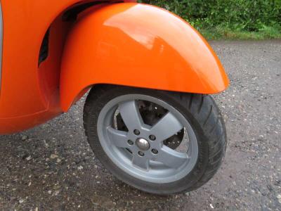 2004 PIAGGIO VESPA GT200L