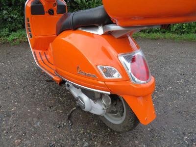 2004 PIAGGIO VESPA GT200L