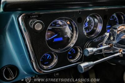 1969 GMC C10 Stepside Restomod