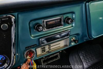 1969 GMC C10 Stepside Restomod