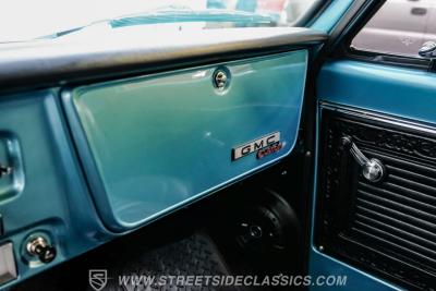 1969 GMC C10 Stepside Restomod