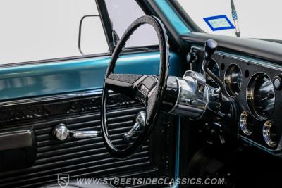 1969 GMC C10 Stepside Restomod