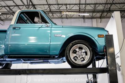 1969 GMC C10 Stepside Restomod