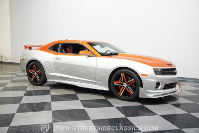 2011 Chevrolet Camaro 2SS Custom
