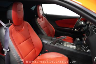 2011 Chevrolet Camaro 2SS Custom