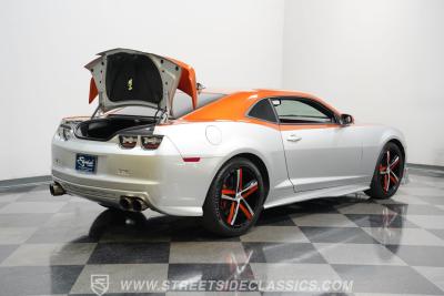 2011 Chevrolet Camaro 2SS Custom