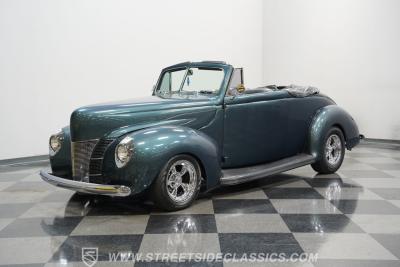 1940 Ford Deluxe Convertible