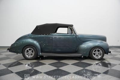 1940 Ford Deluxe Convertible