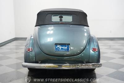 1940 Ford Deluxe Convertible