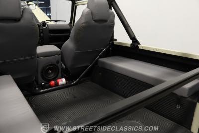 1994 Land Rover Defender 90 LS3 V8