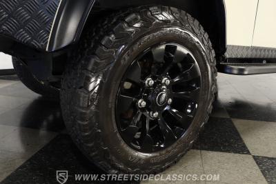 1994 Land Rover Defender 90 LS3 V8