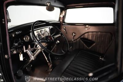 1932 Ford 3-Window Coupe