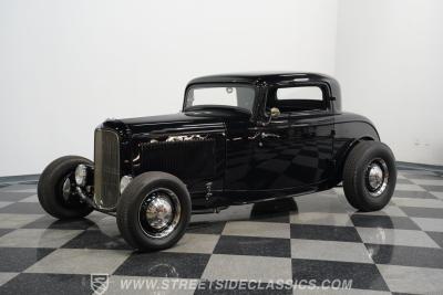 1932 Ford 3-Window Coupe