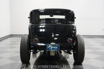 1932 Ford 3-Window Coupe