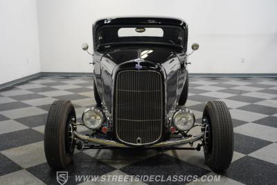 1932 Ford 3-Window Coupe