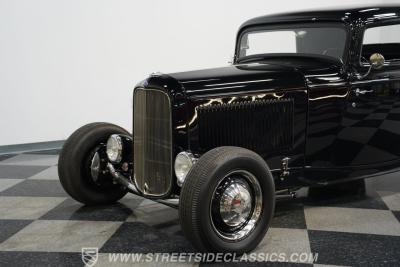 1932 Ford 3-Window Coupe