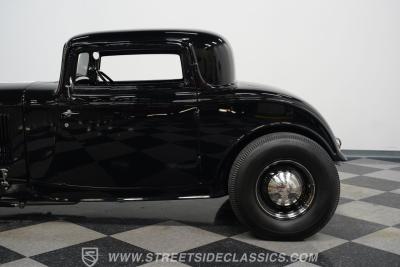1932 Ford 3-Window Coupe