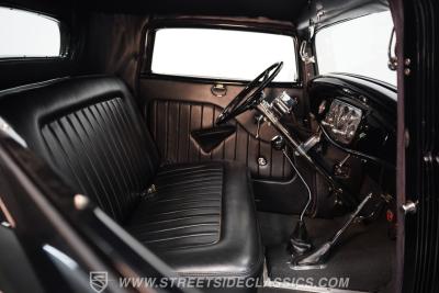 1932 Ford 3-Window Coupe