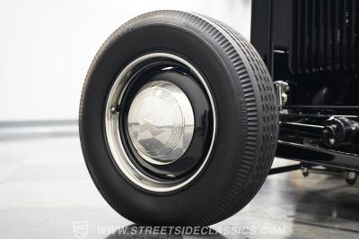 1932 Ford 3-Window Coupe