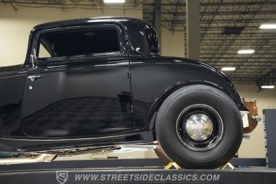 1932 Ford 3-Window Coupe