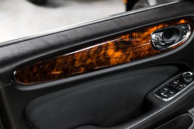 2004 Jaguar XJR SUPERCHARGED V8