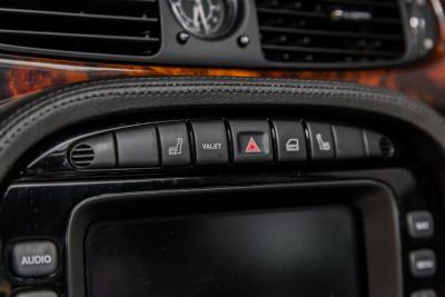 2004 Jaguar XJR SUPERCHARGED V8