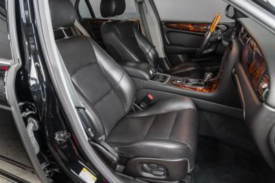 2004 Jaguar XJR SUPERCHARGED V8