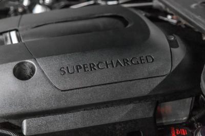 2004 Jaguar XJR SUPERCHARGED V8