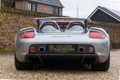 2005 Porsche Carrera GT &ldquo;The road-going race car&rdquo;