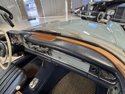 1971 Mercedes - Benz 280 SL Pagoda