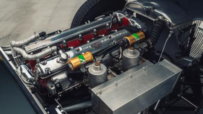 1952 Jaguar C-Type Recreation by Lynx