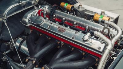 1952 Jaguar C-Type Recreation by Lynx