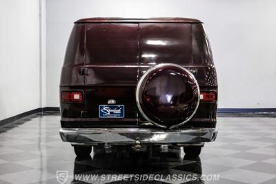 1977 Dodge B200 Tradesman Van