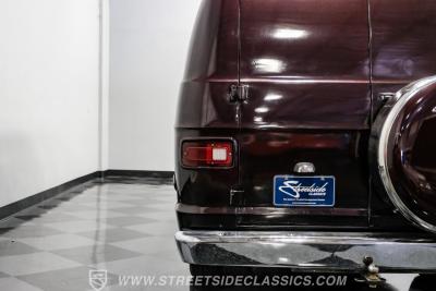 1977 Dodge B200 Tradesman Van