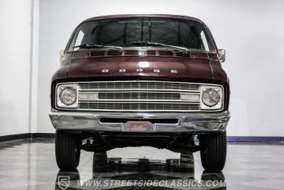 1977 Dodge B200 Tradesman Van