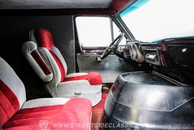 1977 Dodge B200 Tradesman Van