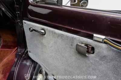 1977 Dodge B200 Tradesman Van